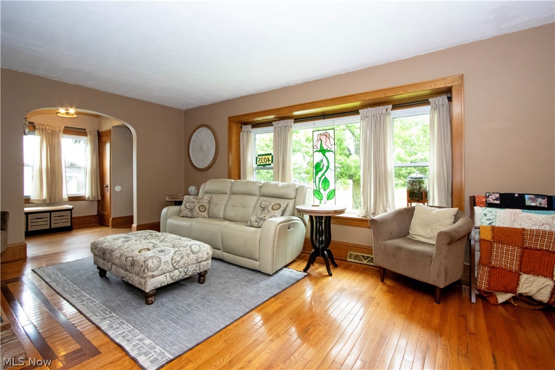 4035 Brookside Court Norton OH 44203