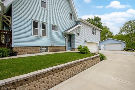 4035 Brookside Court Norton OH 44203