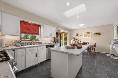 14122 Ashley Lane North Royalton OH 44133