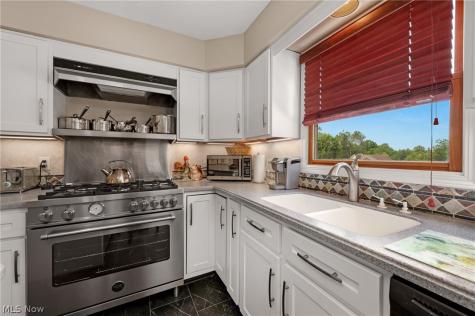 14122 Ashley Lane North Royalton OH 44133