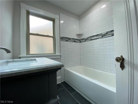 3973 W 140th Street Cleveland OH 44111
