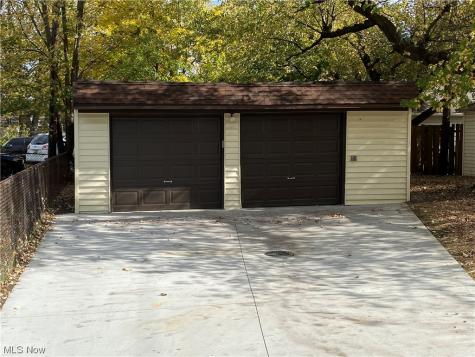 3973 W 140th Street Cleveland OH 44111