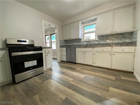 3973 W 140th Street Cleveland OH 44111