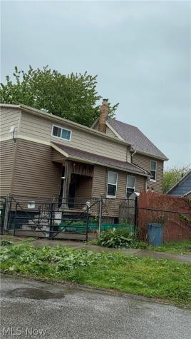 5900 Lawn Avenue Cleveland OH 44102