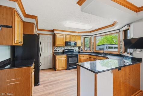 5321 Young Road Stow OH 44224
