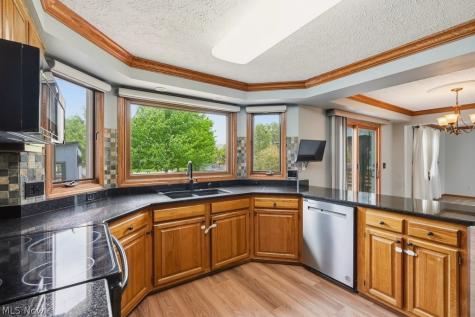 5321 Young Road Stow OH 44224