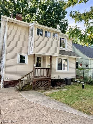 3854 Brookside Boulevard Cleveland OH 44111