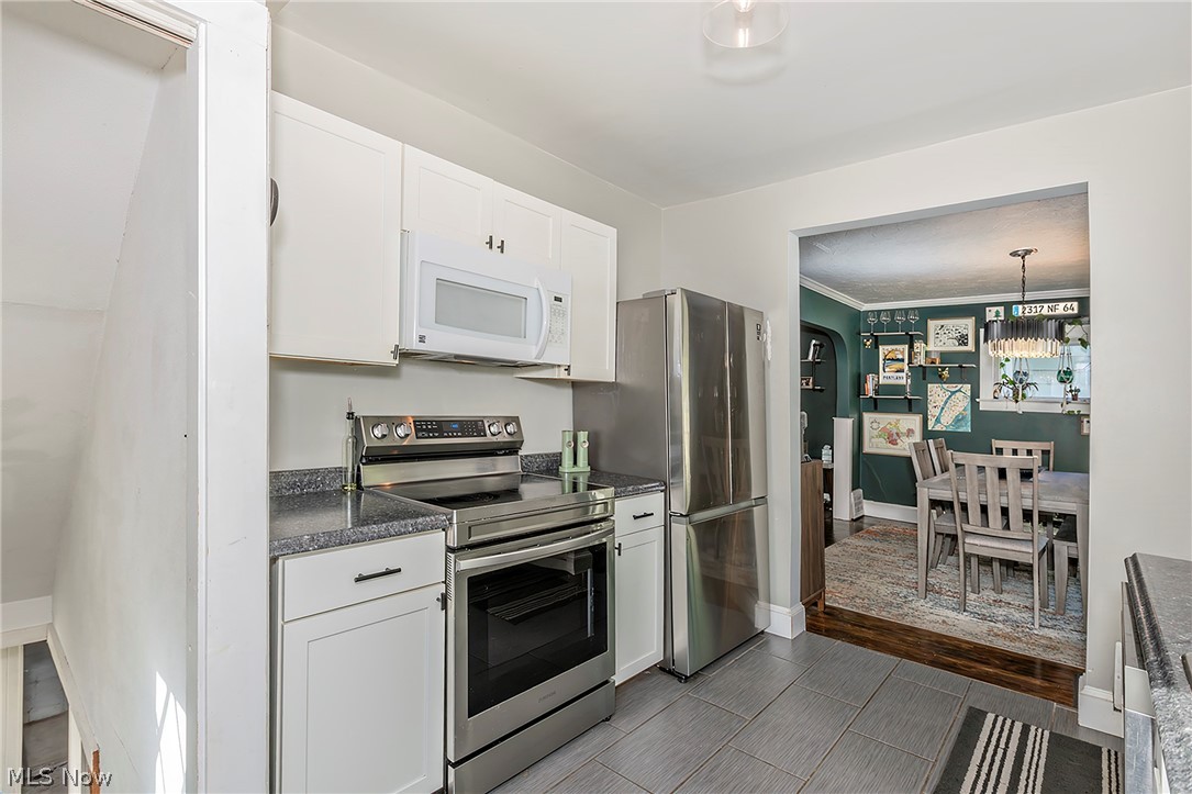 3854 Brookside Boulevard Cleveland OH 44111