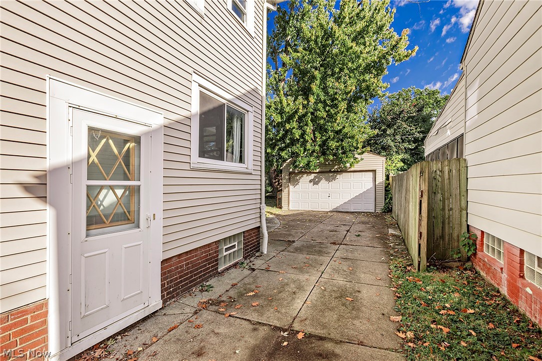 3854 Brookside Boulevard Cleveland OH 44111