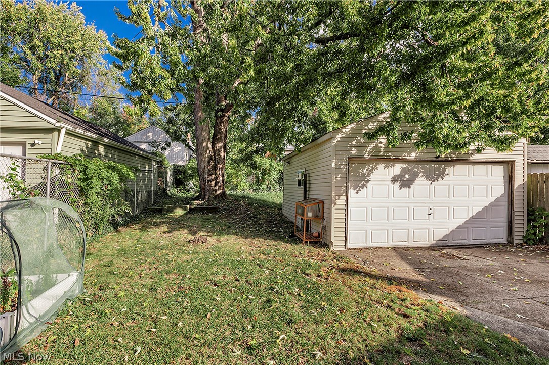 3854 Brookside Boulevard Cleveland OH 44111