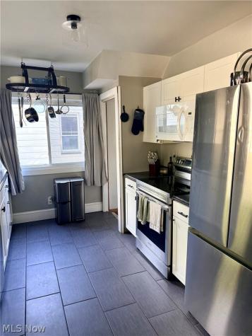 3854 Brookside Boulevard Cleveland OH 44111
