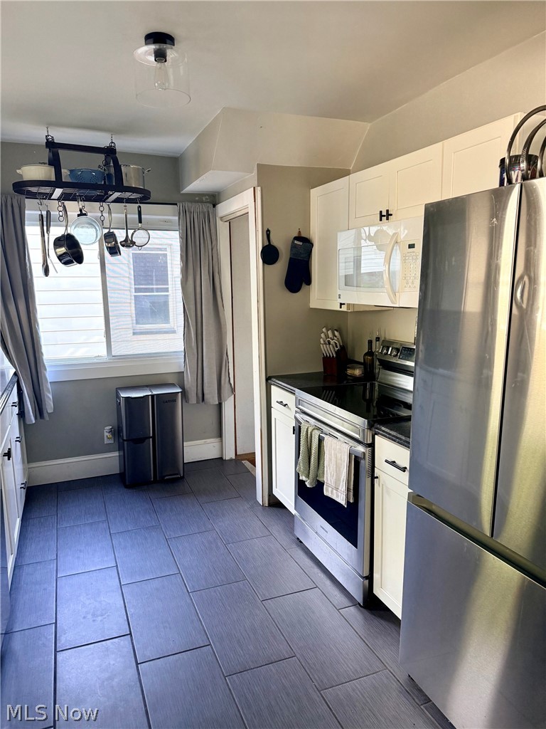 3854 Brookside Boulevard Cleveland OH 44111