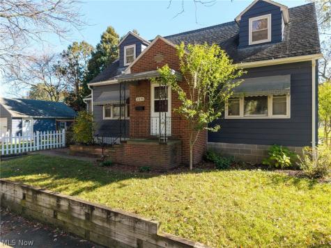 2875 Pikes Avenue Akron OH 44314