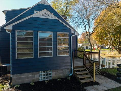 2875 Pikes Avenue Akron OH 44314