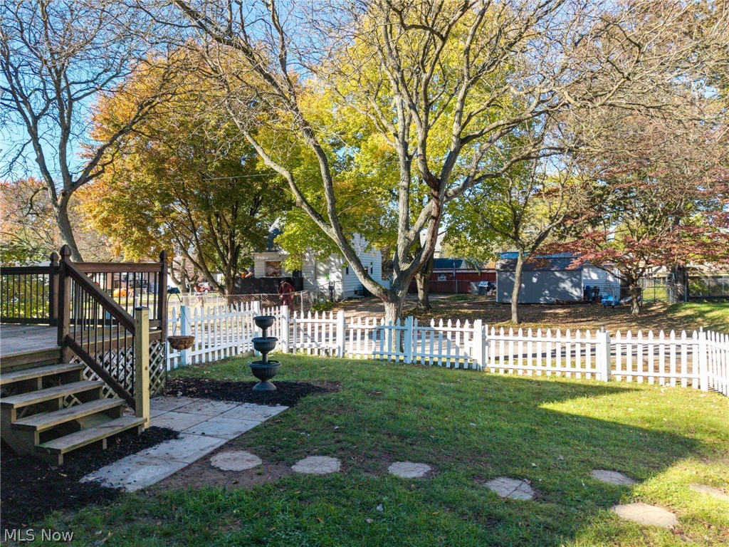 2875 Pikes Avenue Akron OH 44314