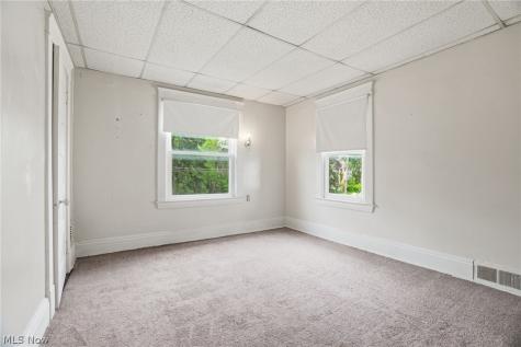 1221 Florencedale Avenue Youngstown OH 44505