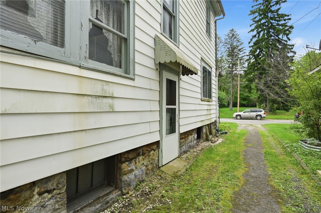 1221 Florencedale Avenue Youngstown OH 44505