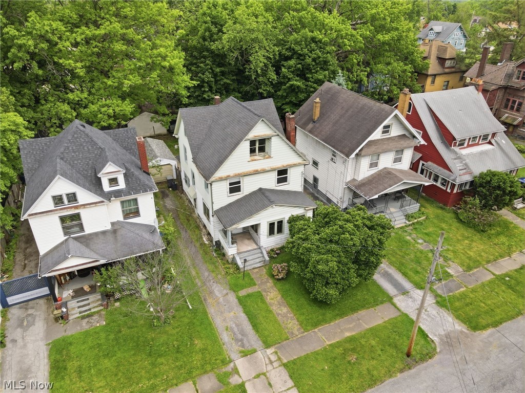 1221 Florencedale Avenue Youngstown OH 44505