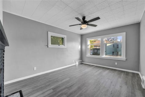 2407 Mira Court Cleveland OH 44109