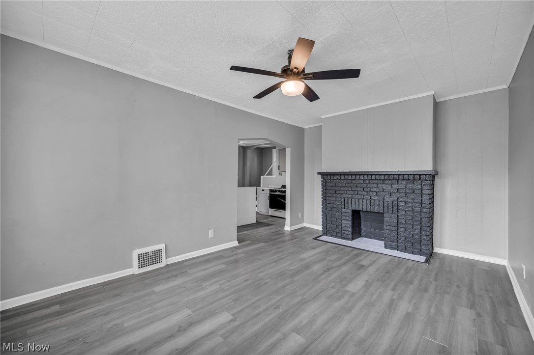 2407 Mira Court Cleveland OH 44109