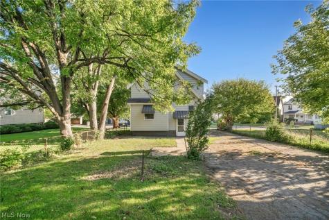 2407 Mira Court Cleveland OH 44109