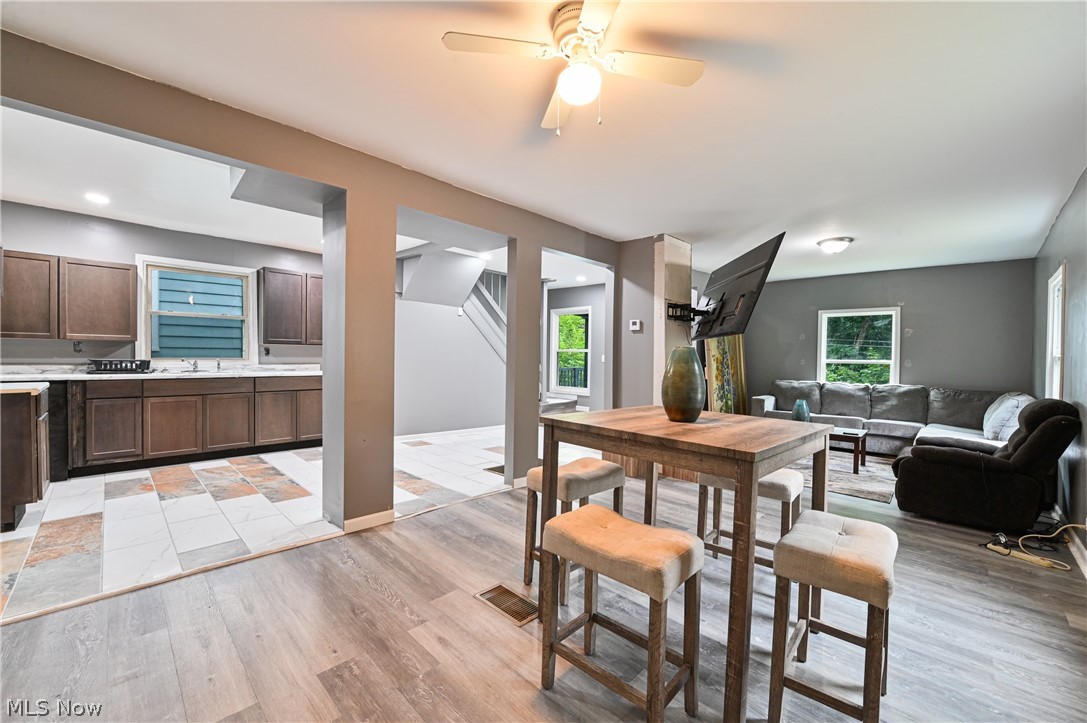 49 Penfield Avenue Akron OH 44310
