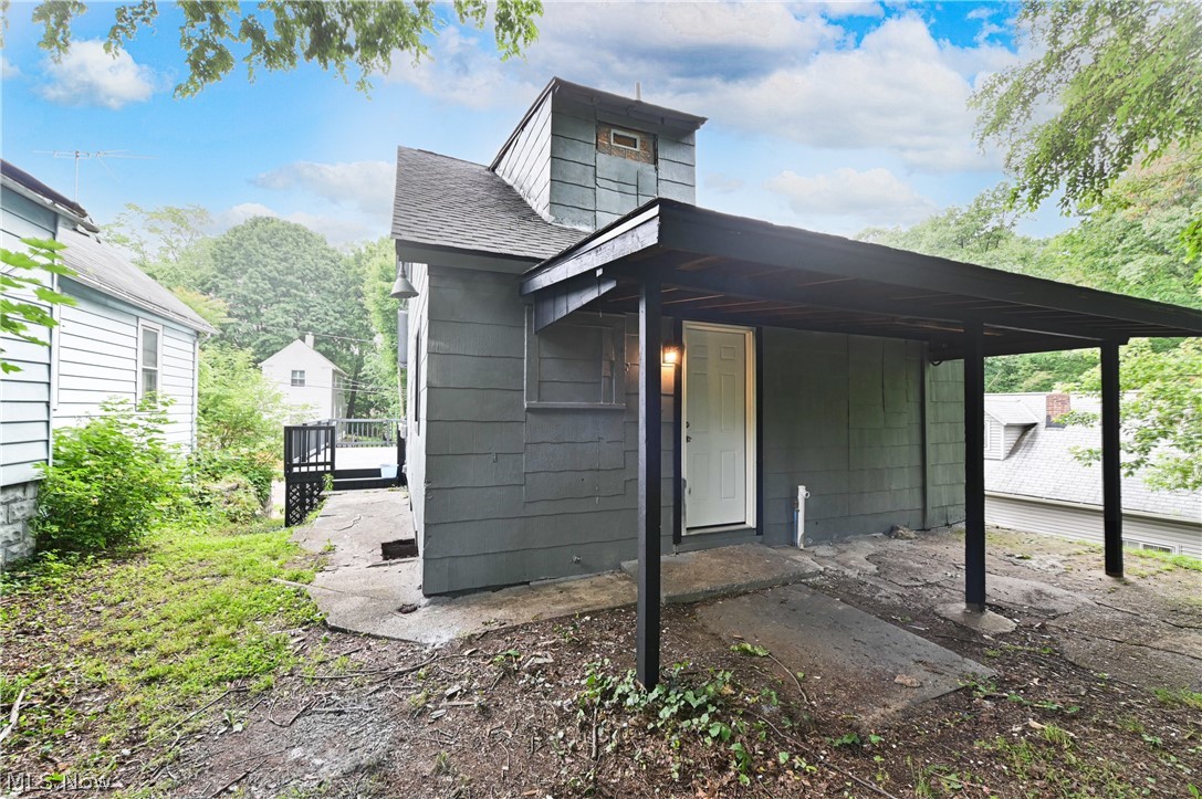 49 Penfield Avenue Akron OH 44310