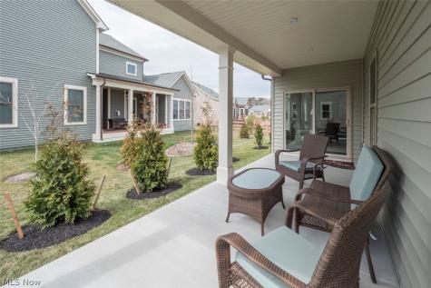1092 Huntsman Court Grafton OH 44044