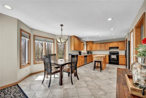 760 Jeanette Street Brunswick OH 44212