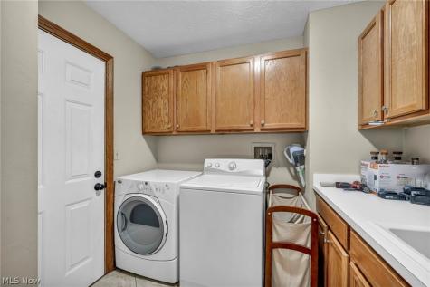 760 Jeanette Street Brunswick OH 44212