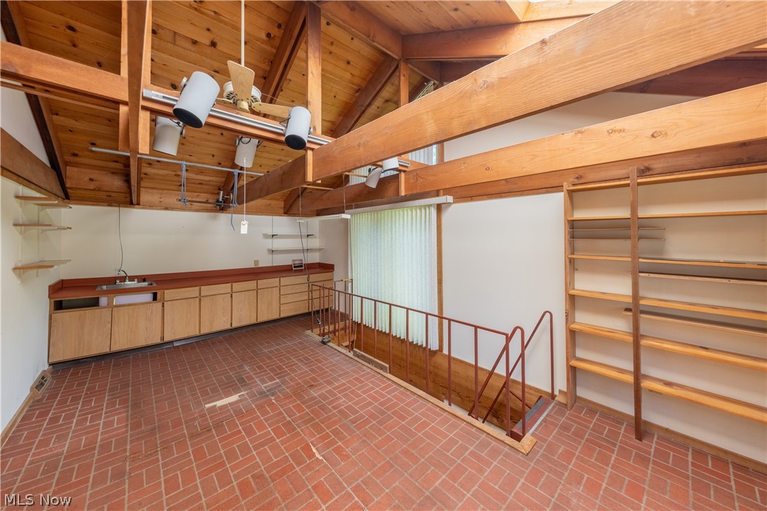 2614 Charney Road University Heights OH 44118