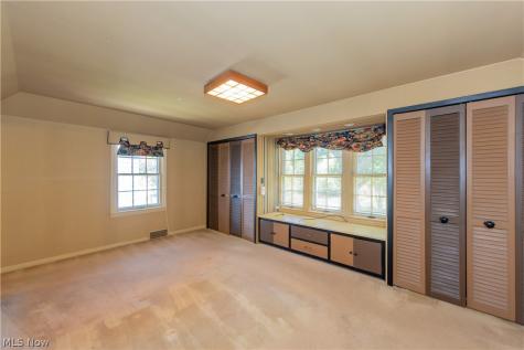 2614 Charney Road University Heights OH 44118