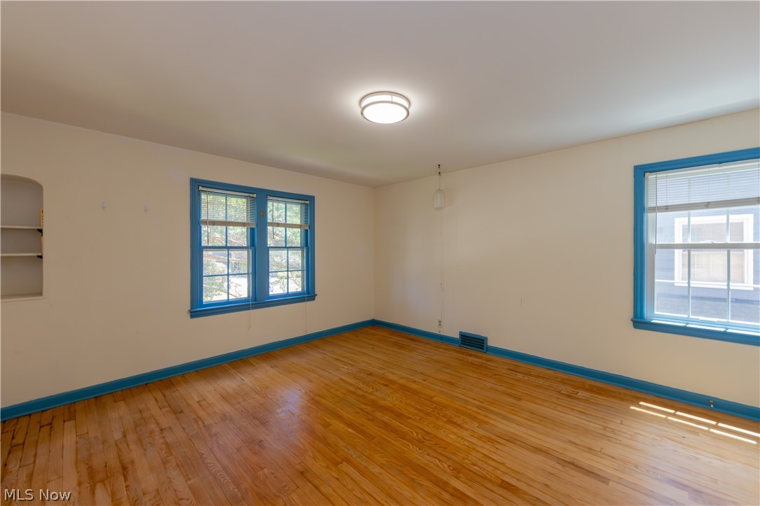 2614 Charney Road University Heights OH 44118