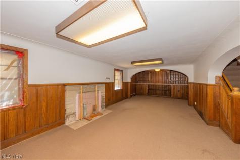 2614 Charney Road University Heights OH 44118