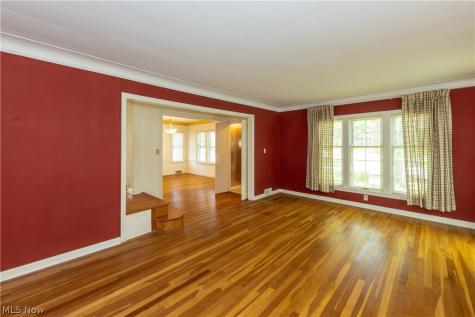 2614 Charney Road University Heights OH 44118