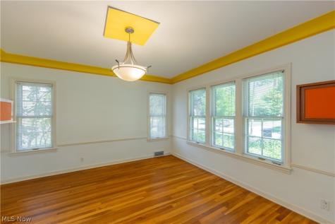 2614 Charney Road University Heights OH 44118