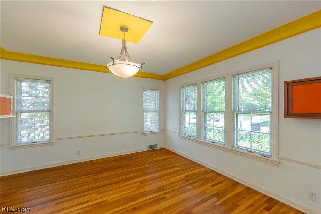 2614 Charney Road University Heights OH 44118