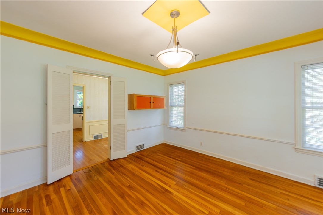 2614 Charney Road University Heights OH 44118