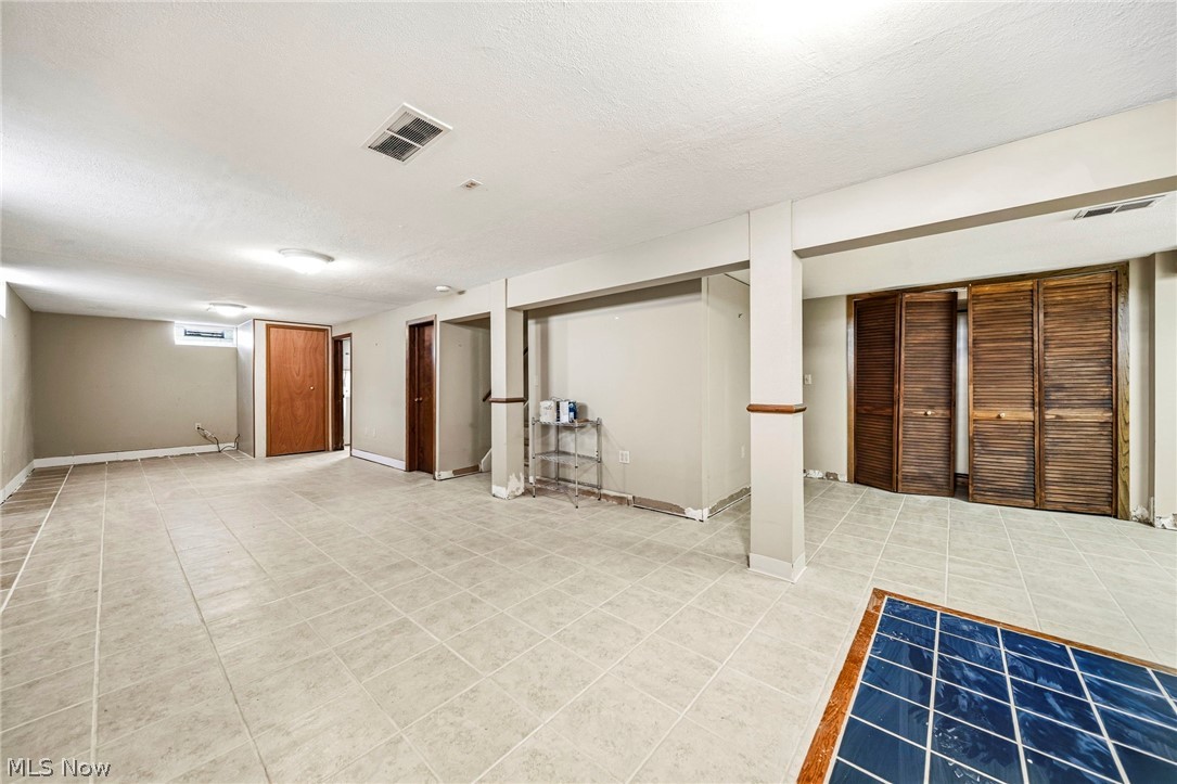 183 Erieview Drive Eastlake OH 44095