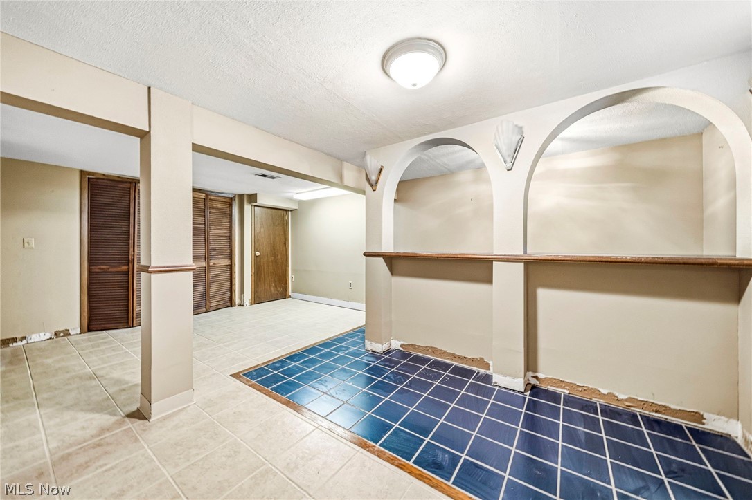 183 Erieview Drive Eastlake OH 44095