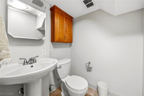183 Erieview Drive Eastlake OH 44095