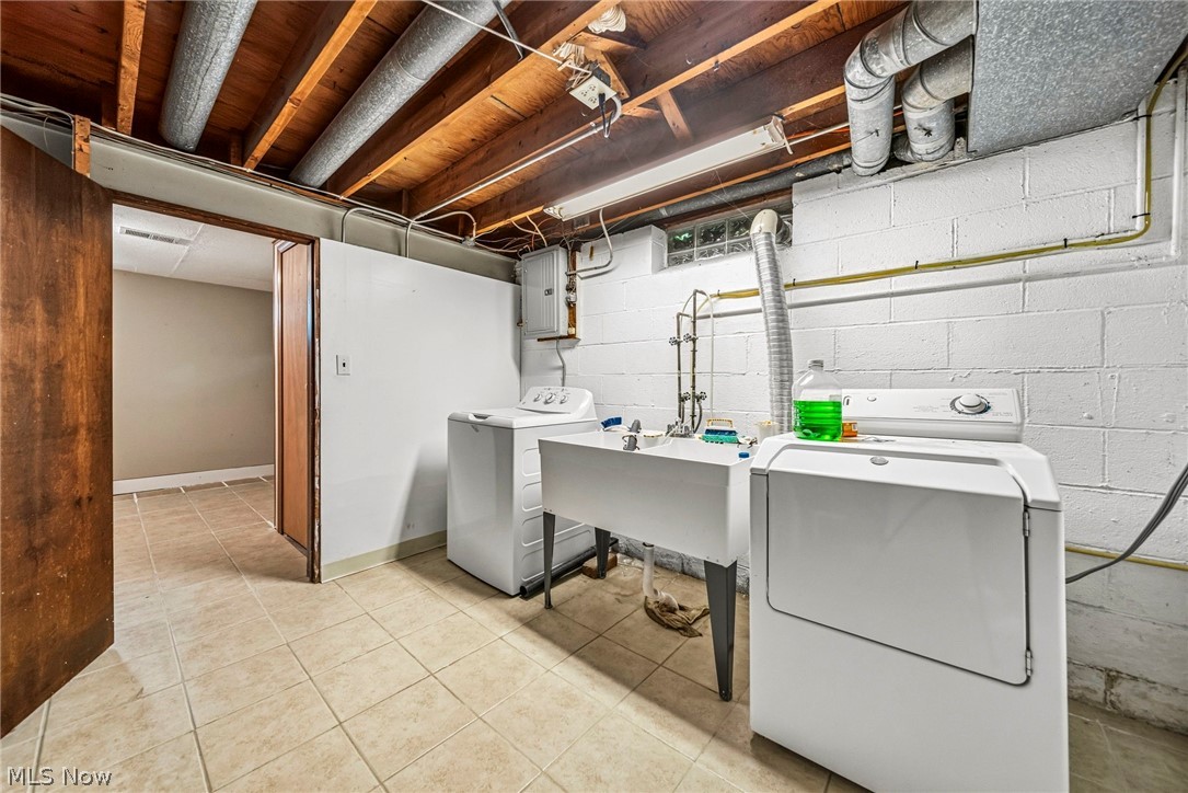 183 Erieview Drive Eastlake OH 44095