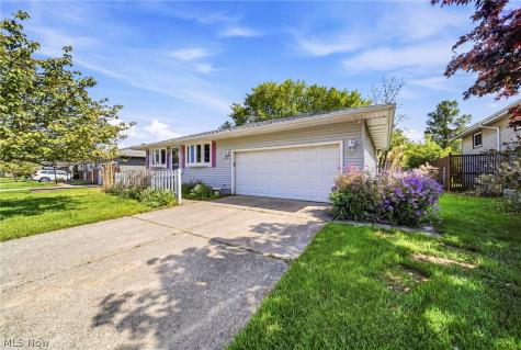 183 Erieview Drive Eastlake OH 44095