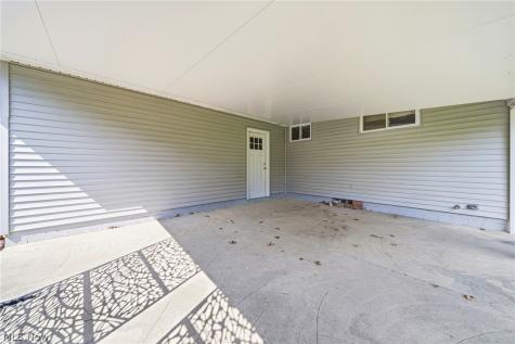 183 Erieview Drive Eastlake OH 44095