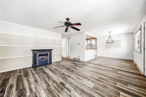 183 Erieview Drive Eastlake OH 44095