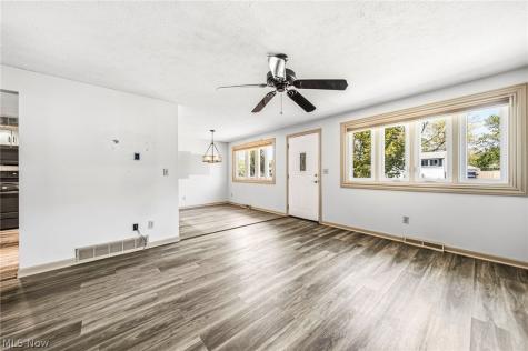 183 Erieview Drive Eastlake OH 44095
