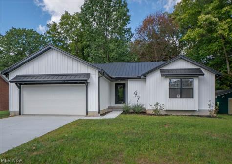 97 Nottingham Street Tallmadge OH 44278