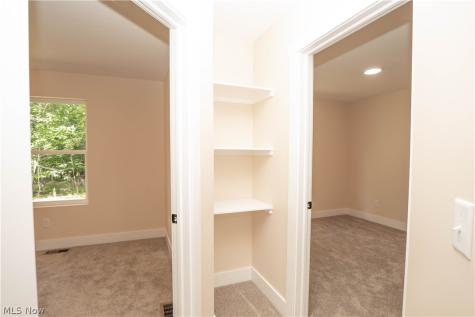 97 Nottingham Street Tallmadge OH 44278
