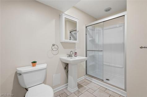 17877 Princeton Circle Strongsville OH 44149
