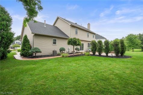 17877 Princeton Circle Strongsville OH 44149